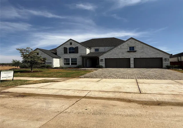 Photo 2 of Single family home for sale at 2013 Reedgrass Ct, Argyle, TX 76226 | MLS# 21202821 | Listing updated on 2026-09-14