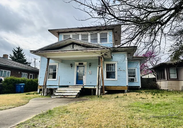 Photo 3 of Single family home for sale at 624 W Gandy St, Denison, TX 75020 | MLS# 21203731 | Listing updated on 2026-10-05