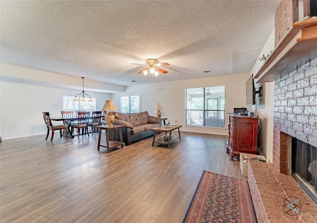 Photo 3 of Single family home for sale at 7179 Lance Ln, Eustace, TX 75124 | MLS# 21203812 | Listing updated on 2026-10-05