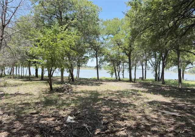 Photo 1 of Sale Pending at 14014 Harbor Dr, Woodway, TX 76712 | MLS# 21203835 | Listing updated on 2026-09-08