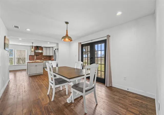 Photo 4 of Sale Pending at 2075 Airport Rd, Rockwall, TX 75087 | MLS# 21201634 | Listing updated on 2026-08-31
