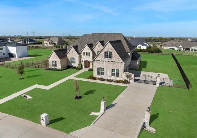 Photo 1 of Mansion for sale at 4701 Devon Dr, Allen, TX 75002 | MLS# 21178365 | Listing updated on 2026-09-13