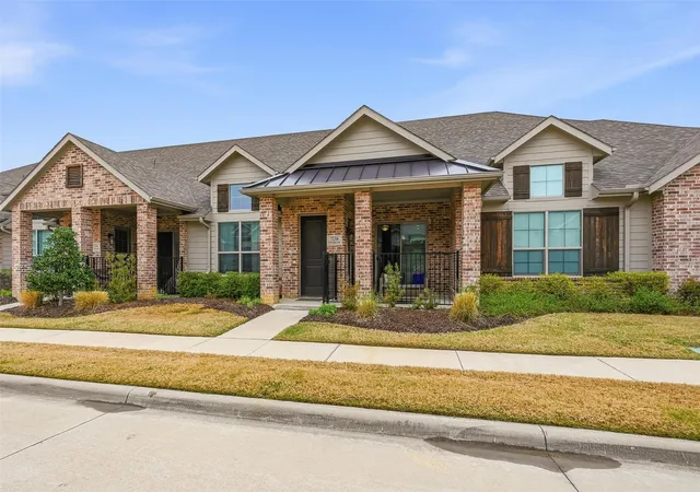 Photo 2 of Sale Pending at 7236 Calistoga Ln, Grand Prairie, TX 75054 | MLS# 21203968 | Listing updated on 2026-08-02
