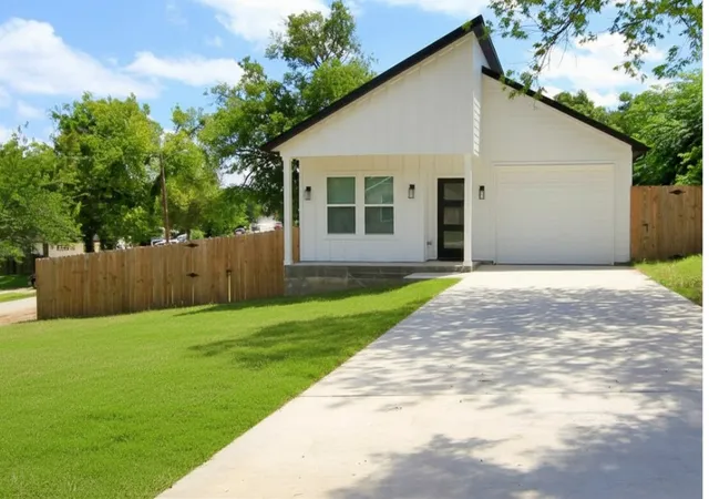 Photo 3 of Single family home for sale at 5824 Plum Dale Rd, Dallas, TX 75241 | MLS# 21175131 | Listing updated on 2026-09-13
