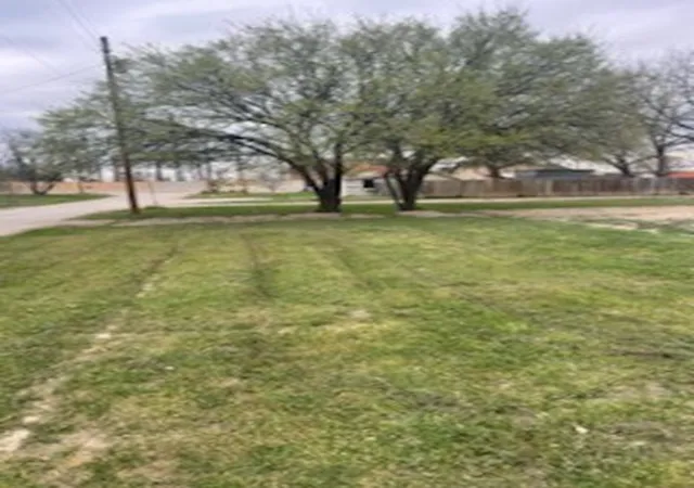 Photo 1 of Land for sale at 900 Malone, Brownwood, TX 76801 | MLS# 21205078 | Listing updated on 2026-09-08
