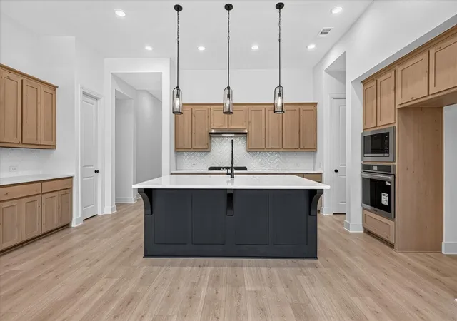 Photo 2 of Single family home for sale at 2019 Benedetto Wy, Rockwall, TX 75032 | MLS# 21204494 | Listing updated on 2026-09-14