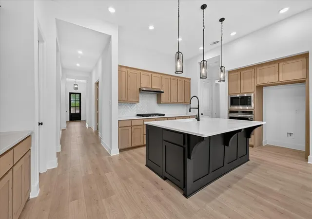 Photo 4 of Single family home for sale at 2019 Benedetto Wy, Rockwall, TX 75032 | MLS# 21204494 | Listing updated on 2026-09-14