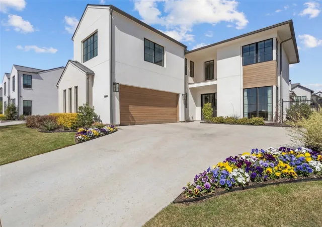 Photo 2 of Single family home for sale at 9644 Latour Ln, Fort Worth, TX 76126 | MLS# 21205346 | Listing updated on 2026-09-12