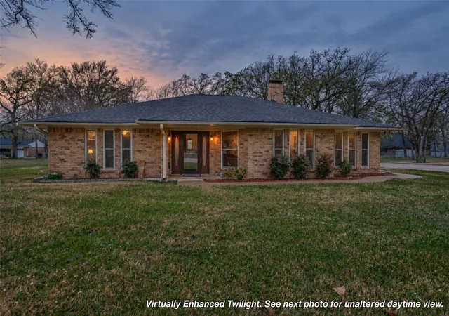 Photo 1 of Sale Pending at 5 Huckleberry Ln, Malakoff, TX 75148 | MLS# 21204853 | Listing updated on 2026-10-03