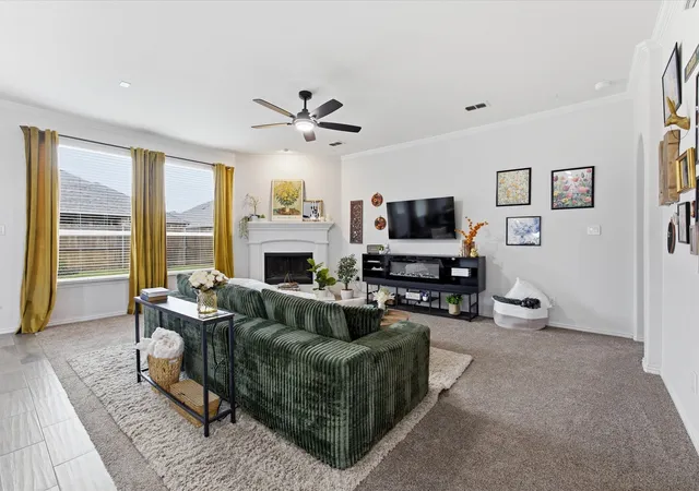 Photo 3 of Single family home for sale at 3061 Bella Lago Dr, Fort Worth, TX 76177 | MLS# 21205772 | Listing updated on 2026-09-14