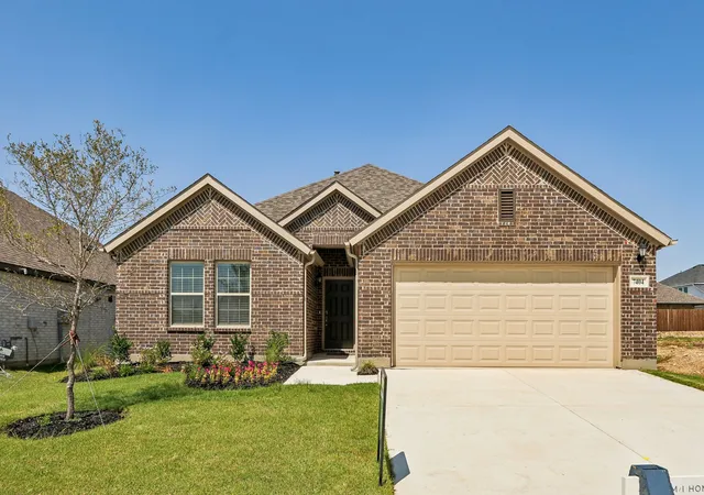 Photo 1 of Sale Pending at 7404 Santolina Dr, Argyle, TX | MLS# 21200570 | Listing updated on 2026-10-06