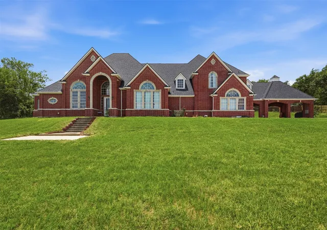 Photo 2 of Sale Pending at 451 Land Of Goshen Dr, Springtown, TX 76082 | MLS# 21206332 | Listing updated on 2026-09-09