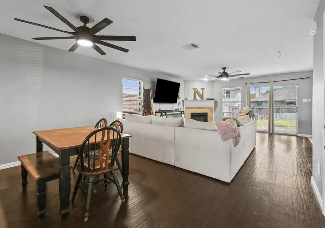 Photo 3 of Single family home for sale at 167 Jefferson Dr, Venus, TX 76084 | MLS# 21206889 | Listing updated on 2026-09-03