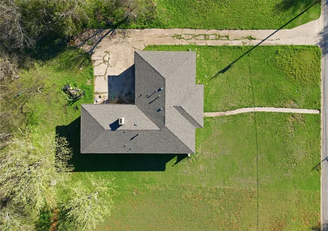 Photo 3 of Land for sale at 525 Lake Park Ave, Waxahachie, TX 75165 | MLS# 21206790 | Listing updated on 2026-09-09