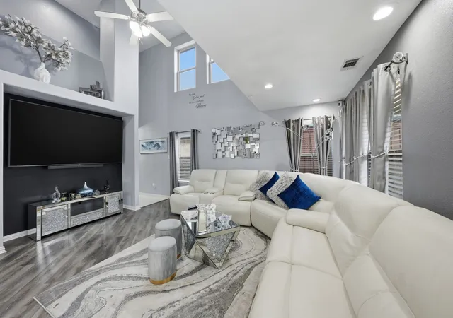 Photo 3 of Single family home for sale at 8342 Timberbrook Ln, Dallas, TX 75249 | MLS# 21207414 | Listing updated on 2026-09-30