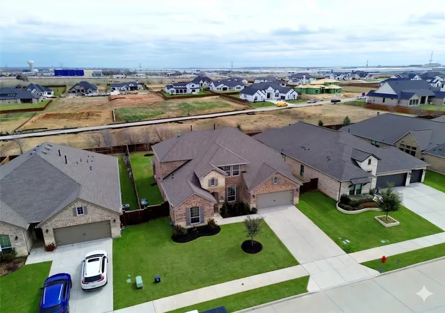 Photo 2 of Single family home for sale at 2073 Cloverfern Wy, Haslet, TX 76052 | MLS# 21200910 | Listing updated on 2026-09-11