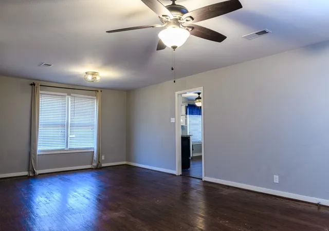 Photo 3 of Single family home for sale at 1500 S Scullin Ave, Denison, TX 75020 | MLS# 21207579 | Listing updated on 2026-09-14