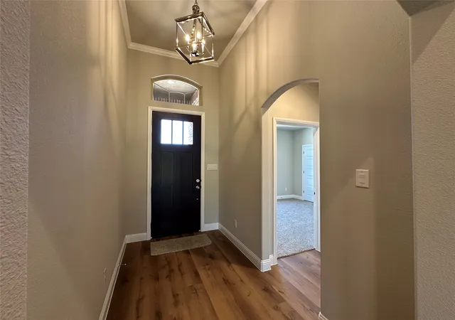 Photo 2 of Single family home for sale at 2009 Belle Lagos Ln, Cleburne, TX 76033 | MLS# 21207948 | Listing updated on 2026-09-12
