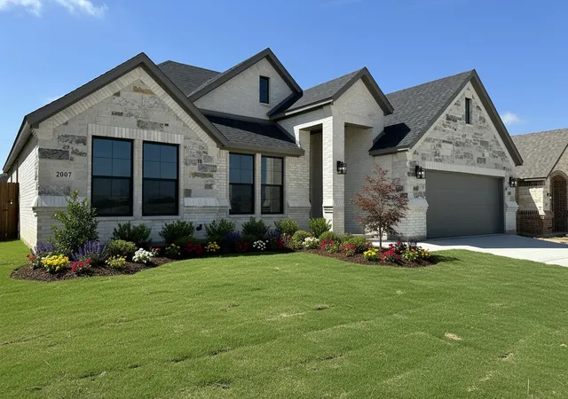 Photo 1 of Single family home for sale at 2007 Belle Lagos Ln, Cleburne, TX 76033 | MLS# 21208074 | Listing updated on 2026-09-12