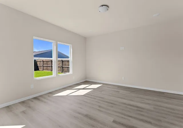 Photo 3 of Sale Pending at 221 Marble Creek Dr, Fort Worth, TX 76131 | MLS# 21208127 | Listing updated on 2026-09-26