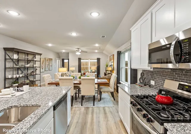 Photo 3 of Sale Pending at 134 Patrick Henry Dr, Venus, TX 76084 | MLS# 21208045 | Listing updated on 2026-07-31