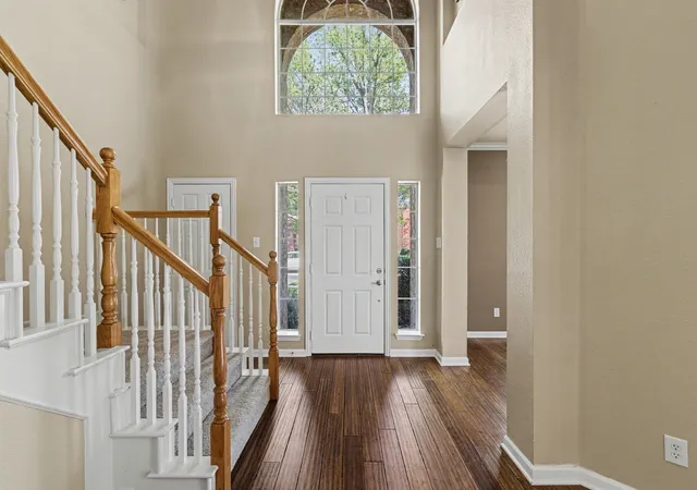 Photo 3 of Single family home for sale at 2109 Glen Manor Rd, Corinth, TX 76208 | MLS# 21208111 | Listing updated on 2026-09-08