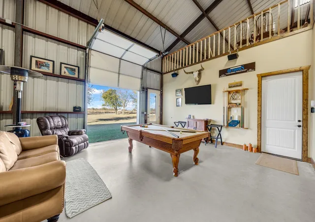 Photo 4 of Single family home for sale at 650 Scoggins Rd, Tioga, TX 76271 | MLS# 21203886 | Listing updated on 2026-07-29