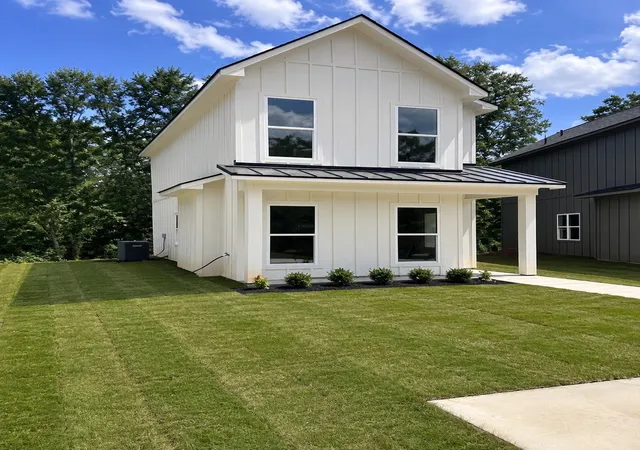 Photo 1 of Single family home for sale at 9043 Centennial Dr, Greenwood, LA 71033 | MLS# 21207261 | Listing updated on 2026-09-08
