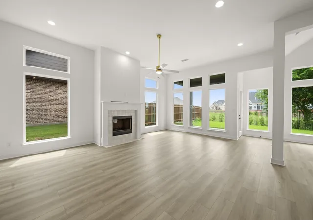 Photo 3 of Single family home for sale at 3430 Arbor Grove St, Midlothian, TX 76065 | MLS# 21210010 | Listing updated on 2026-09-12