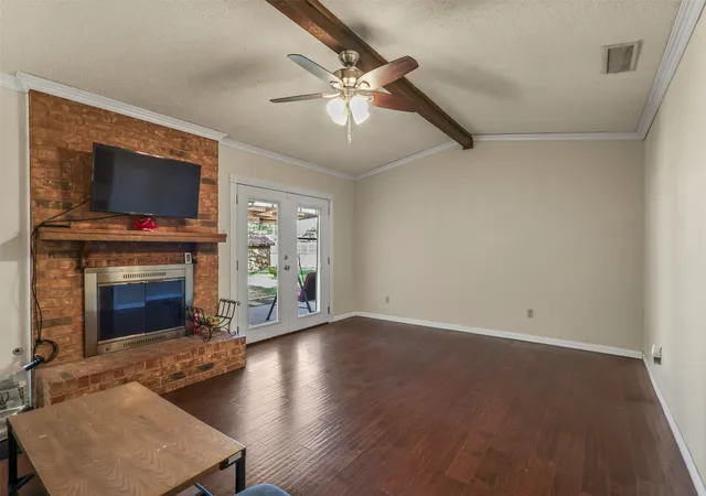 Photo 4 of Single family home for sale at 409 Colonial Dr, Garland, TX 75043 | MLS# 21207031 | Listing updated on 2026-07-30