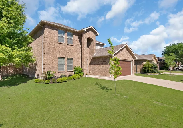 Photo 1 of Single family home for sale at 5212 Bluewater Dr, Frisco, TX 75036 | MLS# 21209894 | Listing updated on 2026-09-14