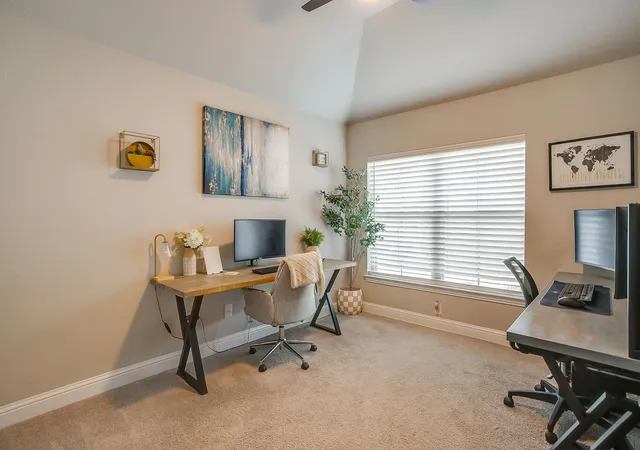Photo 4 of Single family home for sale at 709 Waterford Wy, Joshua, TX 76058 | MLS# 21210793 | Listing updated on 2026-09-12