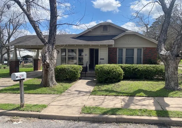 Single family home for sale at 708 Prater St, Brownwood, TX 76801 | MLS# 21211005