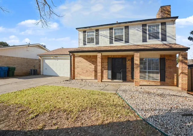 Photo 2 of Single family home for sale at 2014 Danley Ct, Flower Mound, TX 75028 | MLS# 21211235 | Listing updated on 2026-09-29