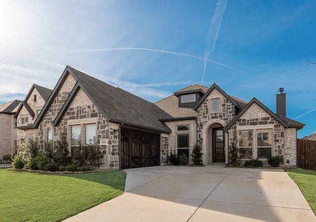 Photo 1 of Single family home for sale at 3034 Kenna Ct, Midlothian, TX 76065 | MLS# 21189172 | Listing updated on 2026-09-08