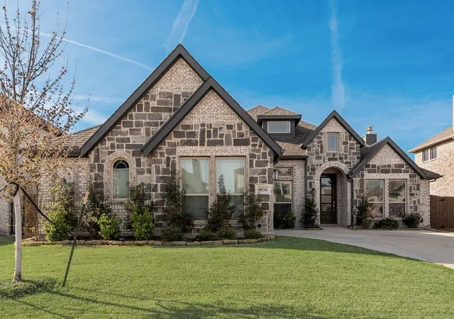 Photo 3 of Single family home for sale at 3034 Kenna Ct, Midlothian, TX 76065 | MLS# 21189172 | Listing updated on 2026-09-08