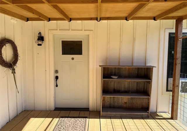 Photo 2 of Sale Pending at 122 Tobacco Rd, Whitney, TX 76692 | MLS# 21212057 | Listing updated on 2026-09-09