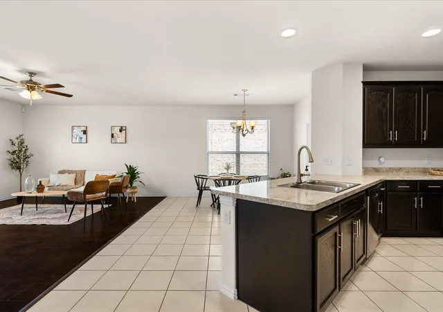 Photo 4 of Single family home for sale at 209 Emerald Creek Dr, Fort Worth, TX 76131 | MLS# 21206601 | Listing updated on 2026-09-12