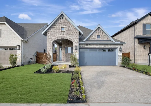 Photo 1 of Single family home for sale at 1737 Mosaic Wy, Mesquite, TX 75181 | MLS# 21211314 | Listing updated on 2026-09-15