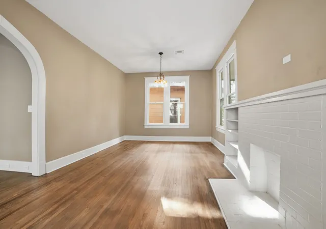 Photo 3 of Single family home for sale at 415 Boulevard St, Shreveport, LA 71104 | MLS# 21207956 | Listing updated on 2026-09-14