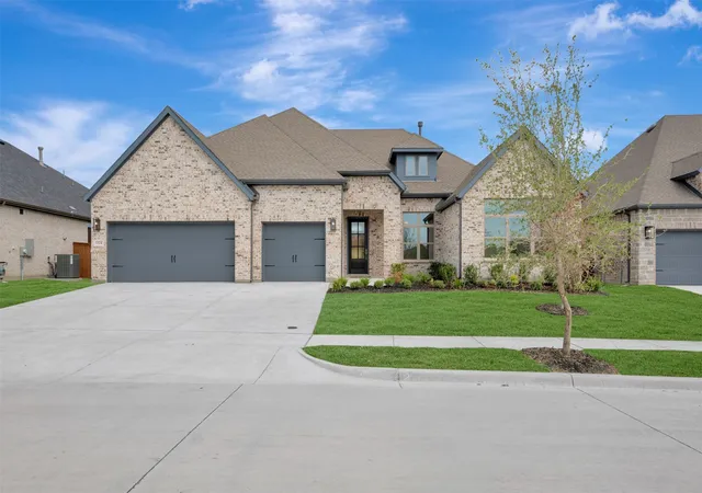 Photo 1 of Single family home for sale at 1324 Castello Dr, Rockwall, TX 75087 | MLS# 21212343 | Listing updated on 2026-09-10