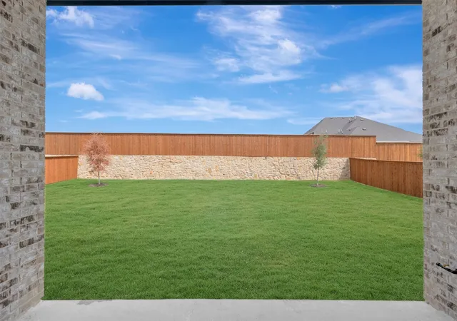 Photo 3 of Single family home for sale at 1324 Castello Dr, Rockwall, TX 75087 | MLS# 21212343 | Listing updated on 2026-09-10