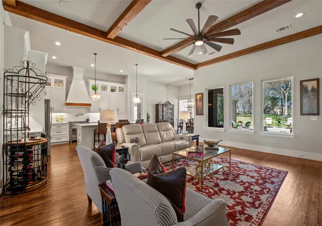Photo 4 of Sale Pending at 148 Hilton Head Island Dr, Mabank, TX 75156 | MLS# 21207064 | Listing updated on 2026-09-25