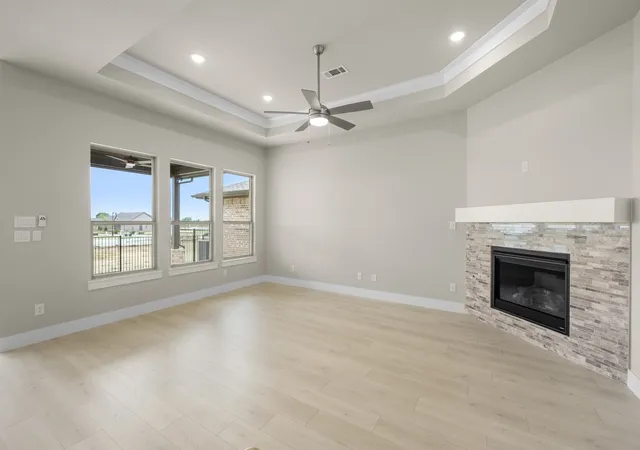 Photo 3 of Single family home for sale at 225 Ravenna Blvd, Justin, TX 76247 | MLS# 21212709 | Listing updated on 2026-10-05