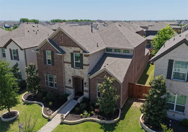 Photo 3 of Single family home for sale at 15789 Coral Tree Ln, Frisco, TX 75035 | MLS# 21212753 | Listing updated on 2026-09-26