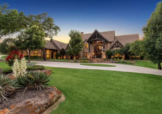 Photo 1 of Mansion for sale at 1711 Maranatha Wy, Southlake, TX 76092 | MLS# 21203338 | Listing updated on 2026-07-30