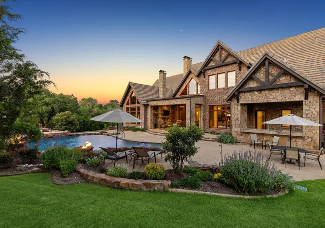 Photo 2 of Mansion for sale at 1711 Maranatha Wy, Southlake, TX 76092 | MLS# 21203338 | Listing updated on 2026-07-30
