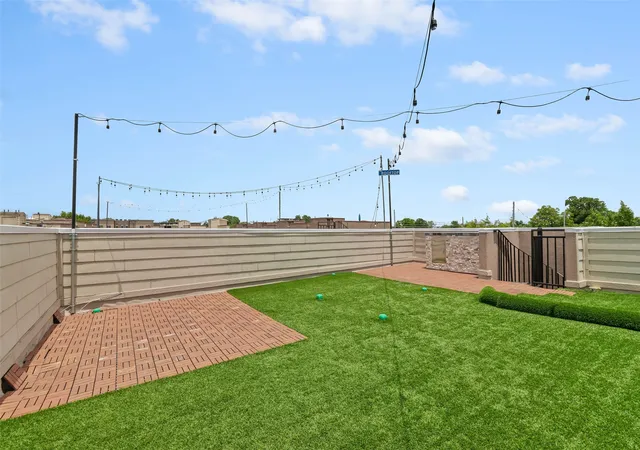 Photo 3 of Sale Pending at 5609 Lindell Ave #3, Dallas, TX 75206 | MLS# 21212095 | Listing updated on 2026-10-02