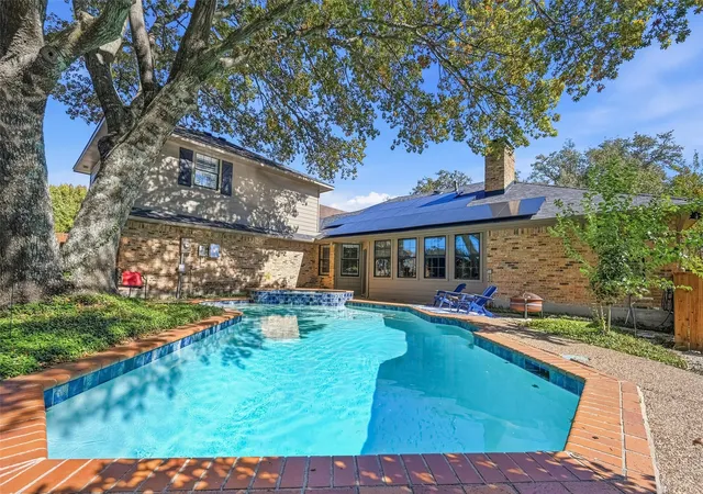 Photo 1 of Single family home for sale at 1590 Sunset Hill Dr, Rockwall, TX 75087 | MLS# 21209862 | Listing updated on 2026-09-14