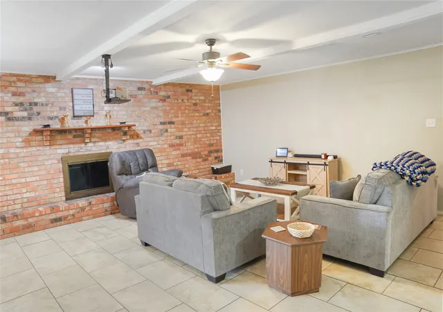 Photo 3 of Single family home for sale at 122 Jill Ln Ln, Sulphur Springs, TX 75482 | MLS# 21214042 | Listing updated on 2026-09-17